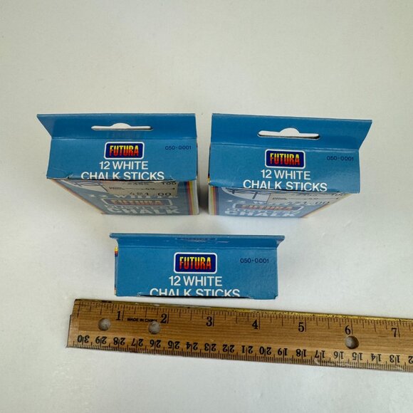 Vtg 90s Futura Dustless Chalk White Prop Collectible Incomplete Some Used READ - Picture 3 of 10